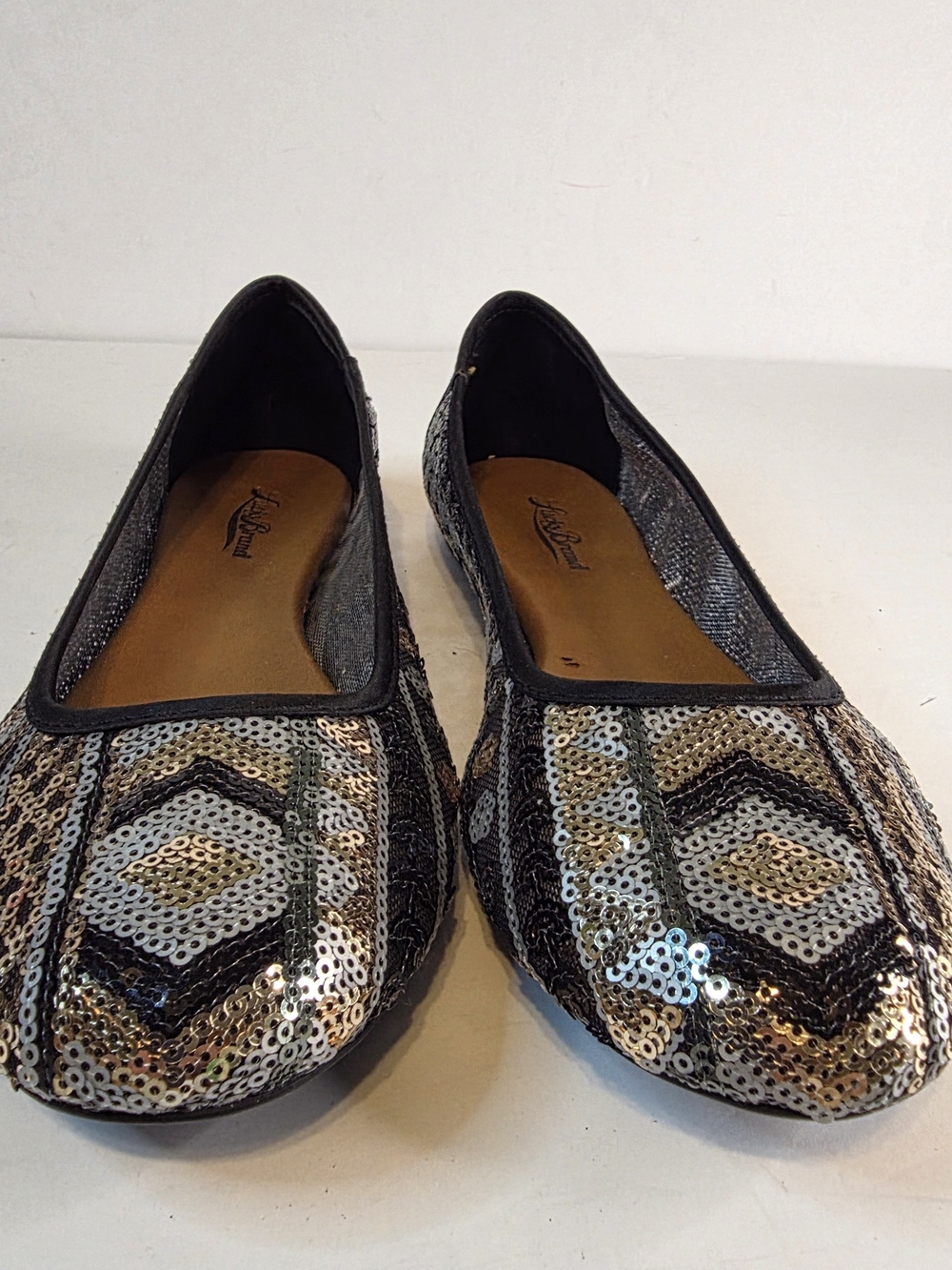 Lucky Brand Women's Sequined Flats in Black and Gold & Silver Size 9.5